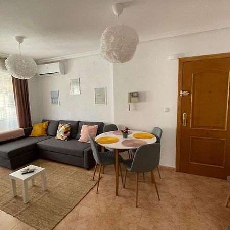 טורבייחה Charming Apartment 500M To Cura Beach מראה חיצוני תמונה