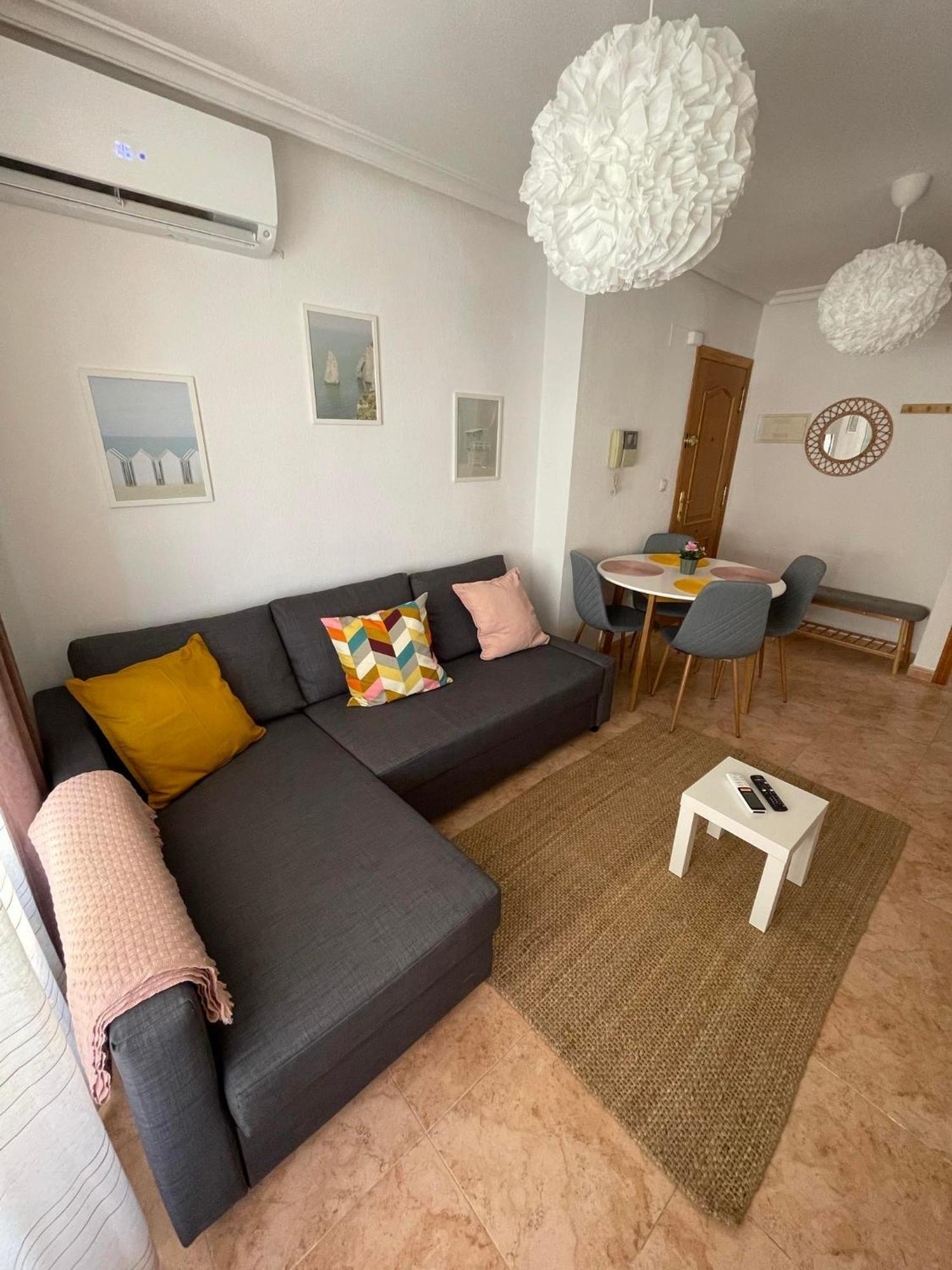 טורבייחה Charming Apartment 500M To Cura Beach מראה חיצוני תמונה